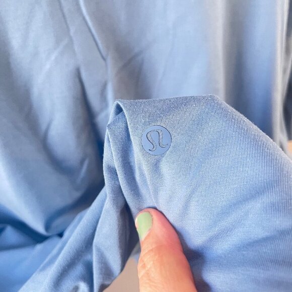 Lululemon Mens Fundamental Blue Short Sleeve T-Shirt With‎ Chest Pocket S - Picture 4 of 5